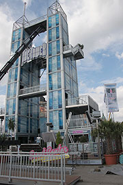 Wiesnaufbau 01.+02.09.2009 (&copy;Foto: Martin Schmitz)